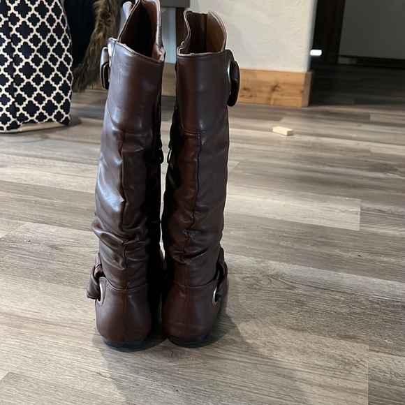 Very Volatile faux leather boots, EUC - Picture 5 of 8